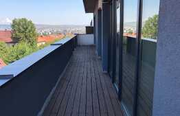 Cladire moderna, zona foarte buna 