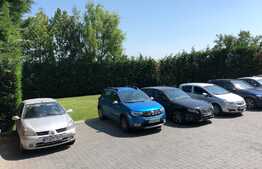 Cladire moderna, zona foarte buna 