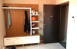 Cladire moderna, zona foarte buna 