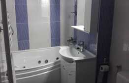 Apartament 3 camere, 76 mp, zona Golden Tulip