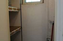 Garsoniera, 30 mp, balcon, zona strazii Campului!