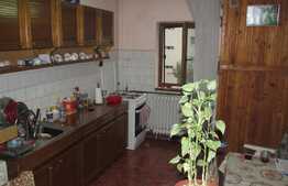 3 camere decomandat, etaj intermediar, zona Kaufland Manastur