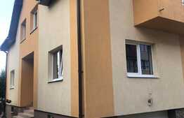 Doua case cuplate de vanzare, total 440 mp, 450 teren, Zona Florilor ! 