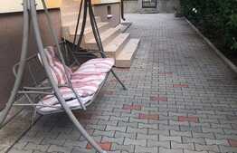 Doua case cuplate de vanzare, total 440 mp, 450 teren, Zona Florilor ! 