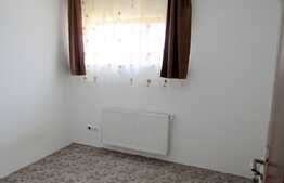 Oportunitate! Duplex de vanzare, 140 mp utili, teren de 277 mp, garaj zona Florilor!