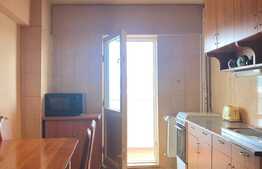 Apartament 3 camere, decomandat, 75mp, 2 parcari, zona Big