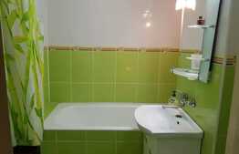 Apartament 3 camere, decomandat, 75mp, 2 parcari, zona Big