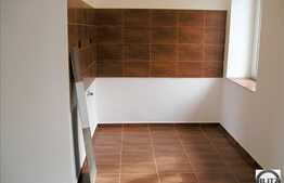 Vanzare 2 camere in vila!La 3 minute de Facultatea de Litere!