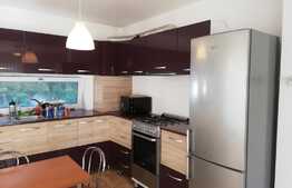 Apartament 3 camere, 72 mp, loc de parcare, AC, zona strazii Meteor