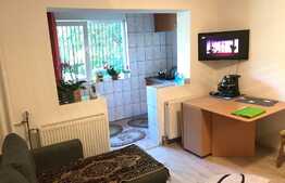 De vanzare, garsoniera 25 mp, zona strazii Lunii!