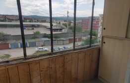 Apartament 2 camere, zona hotel Golden Tulip