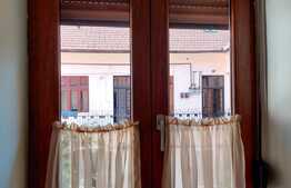 O cameră, ultracentral, la prima inchiriere, loc de parcare!