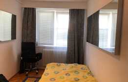 Apartament 3 camere, semidecomandat, zona strazii Baita