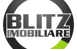 De vanzare casa cuplata, curte comuna, zona Garii