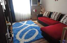 Apartament, 2 camere decomandate, etaj intermediar, zona strazii Eroilor!