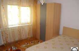 Vanzare apartament cu 2 camere, 54 mp, decomandat, zona linistita