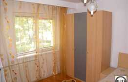 Vanzare apartament cu 2 camere, 54 mp, decomandat, zona linistita