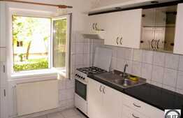 Vanzare apartament cu 2 camere, 54 mp, decomandat, zona linistita