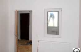 2 camere de vanzare in imobil tip vila!