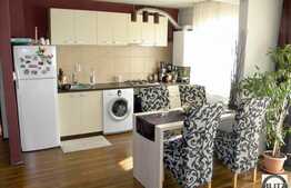 Vanzare apartament 2 camere  zona Sesului