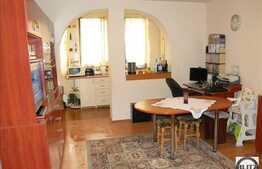 Apartament in imobil tip casa! Mobilat Utilat!