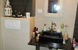 Vanzare 2 camere, 54 mp, partial mobilat, imobil NOU in zona Pietei 1 Mai