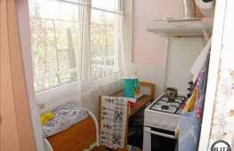 Apartament de vanzare cu 2 camere 72 mp utili + curte 50 mp