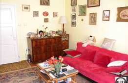 Apartament de vanzare cu 2 camere 72 mp utili + curte 50 mp