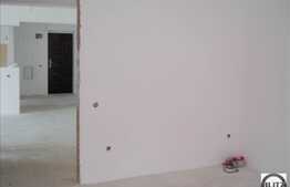 Calitate superioara in zona linistita, suprafata generoasa!