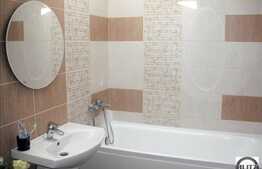 Apartament 1 camera de vanzare  si o terasa 6 mp