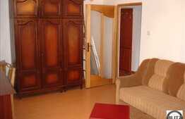Apartament 3 cam, decomandat, ideal studenti!Conditii bune!