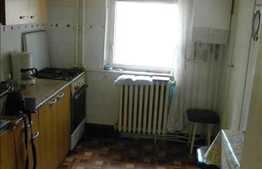 Vanzare apartament decomandat cu 3 camere, izolat termic