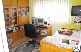 Apartament de vanzare cu 2 camere, 54 mp utili, decomandat