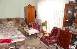 Apartament de vanzare cu 2 camere, 54 mp utili, decomandat