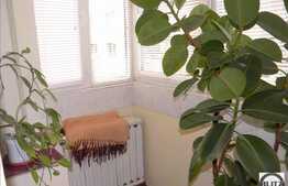 Apartament de vanzare cu 2 camere, 54 mp utili, decomandat