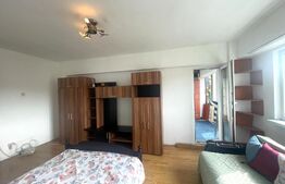 Apartament  3 camere decomandate, 70mp,  2 garaje, Piata Marasti