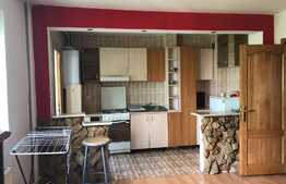 Apartament 4 camere, 70 mp, zona Complex Nora