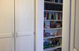 Apartament cu 2 camere, etaj intermediar, la cheie! 