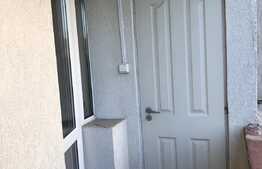 Apartament cu 2 camere, etaj intermediar, la cheie! 