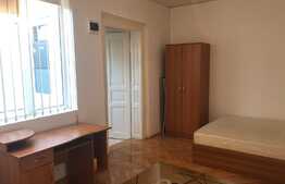 Apartament 2 camere decomandate, 65 mp, gradina, zona UMF