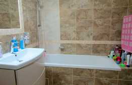 Apartament de lux, decomandat, 3 camere, 79 mp, parcare, zona Vivo!