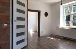 REDUCERE DE PRET! Apartament la casa, 4 camere, 2 bai, 90 mp +terasa,  complet renovat, zona 7 strazi, Gruia