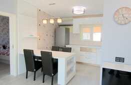 Apartament la cheie, 3 camere, 61 mp, parcare, zona Terra!