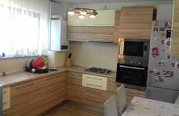 Breaking news! Apartament la cheie! Apartament 4 camere, 2 bai, etaj intermediar,CF, complet utilat si mobilat, 90 mp, zona Borhanci