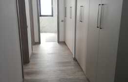 Apartament 2 camere, decomandat, parcare, 68 mp, Complex Vivido