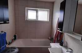 Pret oportun! Etaj intermediar! Parcare! Zona Teilor!