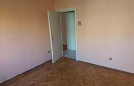 Oferta lunii!! 2 camere, 45 mp, balcon, garaj, zona strazii Donath