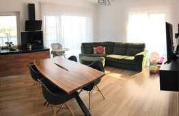 Apartament superb cu 3 camere, cu terasa 50 mp si o panorama deosebita! Vino sa-l vezi!