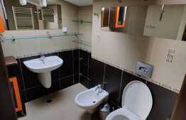 2 camere decomandate, la prima inchiriere, 2 locuri de parcare, zona strazii Fagului