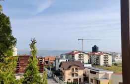 2 camere decomandate, la prima inchiriere, 2 locuri de parcare, zona strazii Fagului